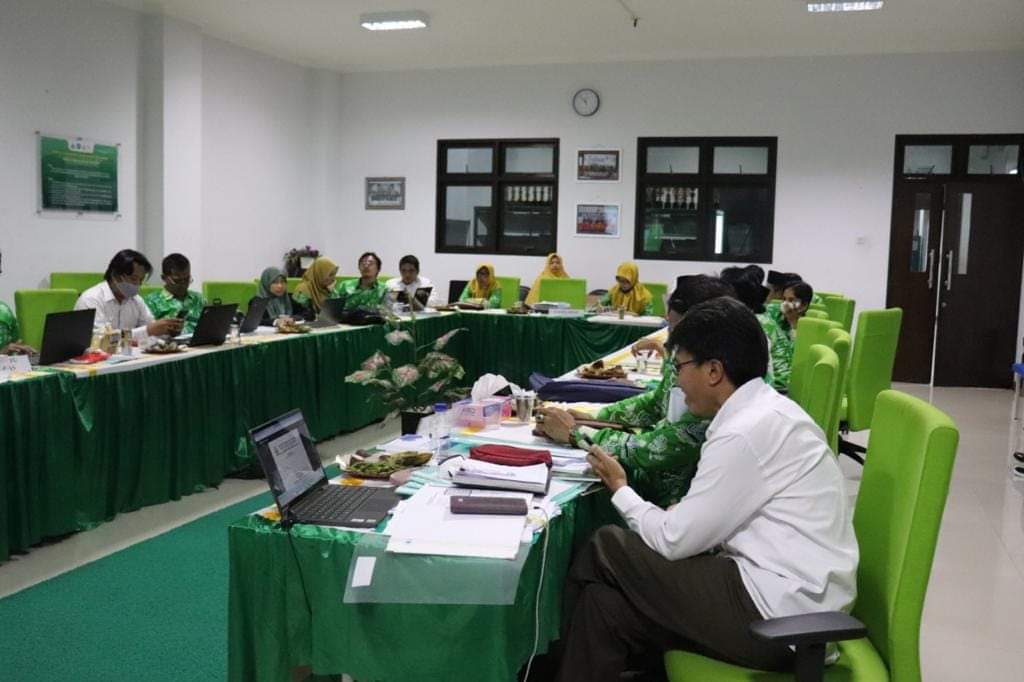 Rapat Evaluasi dan tindak lanjut kebijakan SUMBER DAYA MANUSIA